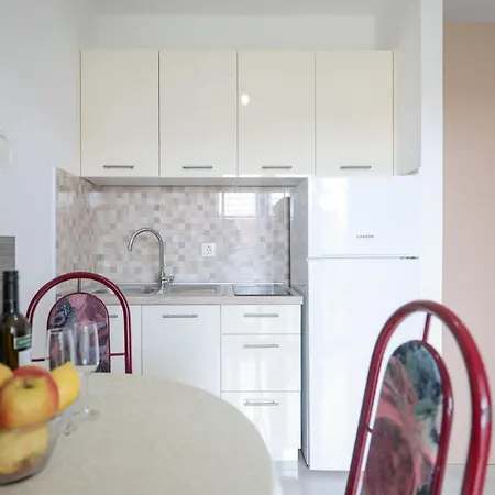 Apartman Nada With Seaview