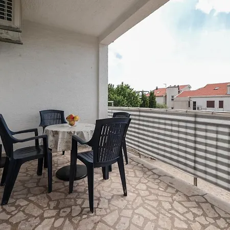 Nada With Seaview Apartment