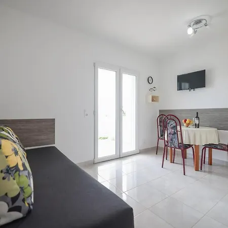 Nada With Seaview Apartment *