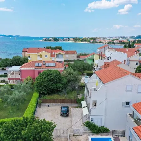 Nada With Seaview Apartment *